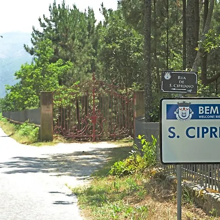 Nyaraló Quinta De S. Cipriano Resende